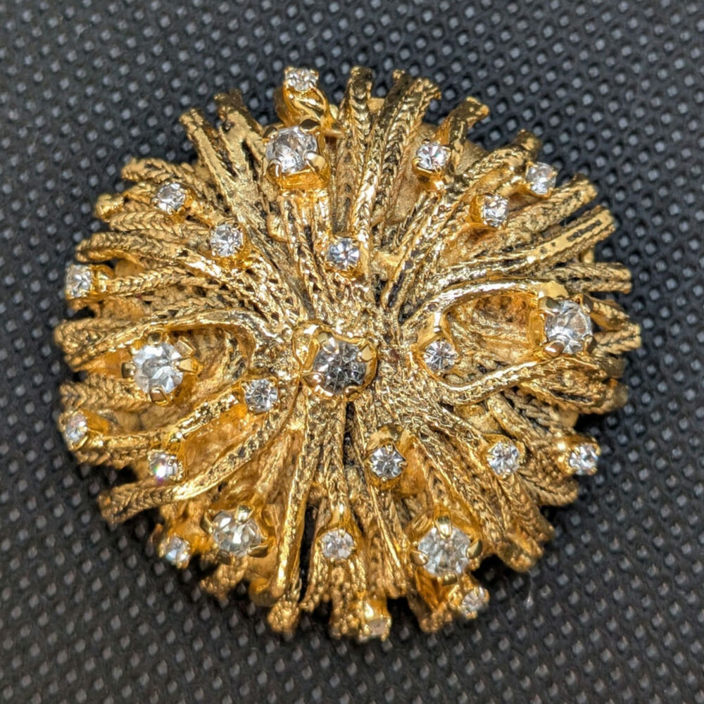 Giorgio Armani Round Circle Braided Vintage Gold Rhinestone Cluster Brooch Pin